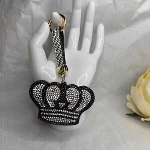 Puffy Crown Shaped Key & Card Holder